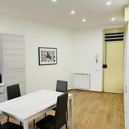 Perni Rooms Palermo Esterno foto