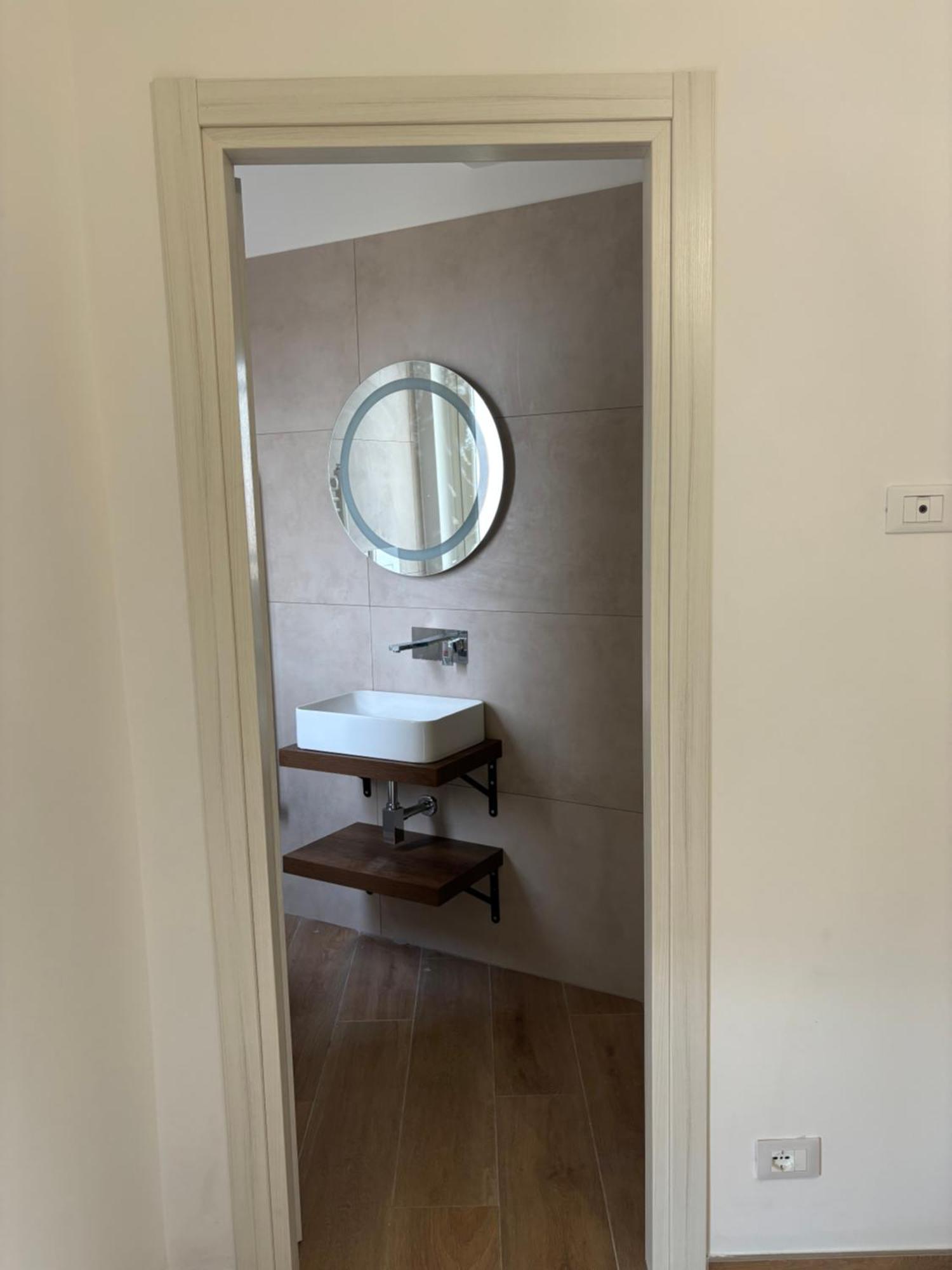 Perni Rooms Palermo Esterno foto